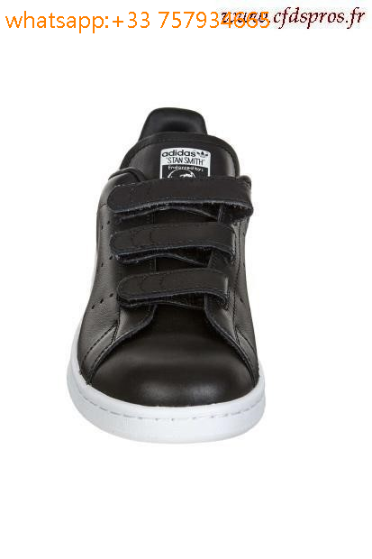 stan smith noire scratch